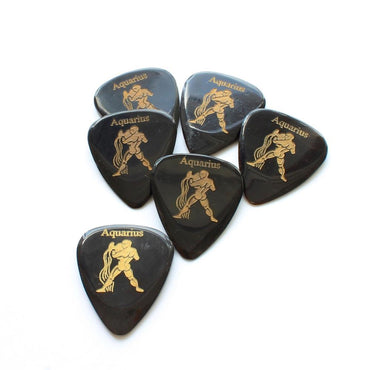 Timber tones ティンバー トーンズ ZODIAC TONESシリーズ ZDT-◯◯-1 黒水牛角のギターピック 1枚入り