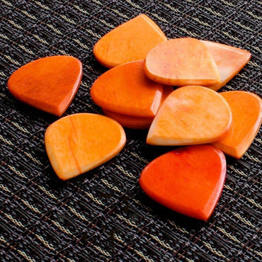 Timber-tones ティンバー・トーンズ Jazzy Tonesシリー JAZY ジャズスタイルギターピック 牛骨製 英国産 耐磨耗性