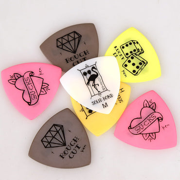 Solid Bond ソリッドボンド ギターピックPICK-◯◯ 大きなトライアングル Ken Yokoyamaサインモデル