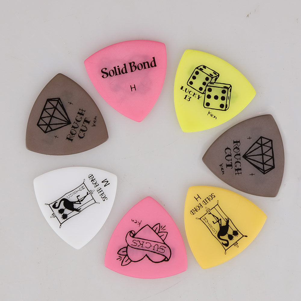 Solid Bond ソリッドボンド ギターピックPICK-◯◯ 大きなトライアングル Ken Yokoyamaサインモデル