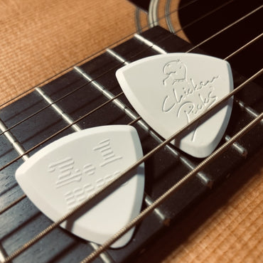 ChickenPicks Bermuda III 2.1/2.7mmトライアングル型ピック 1枚