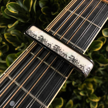 Thalia Capos ギターカポタスト Black Chrome White Pearl Waves TH-CB201-01