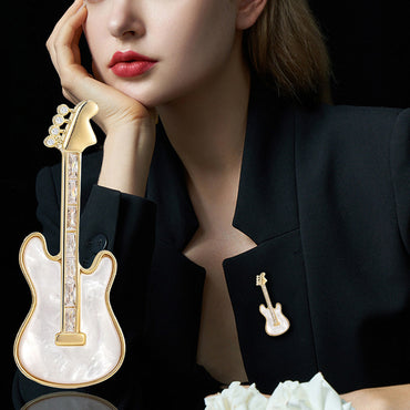 PYLON パイロン 2057 ギターブローチ アクセサリー