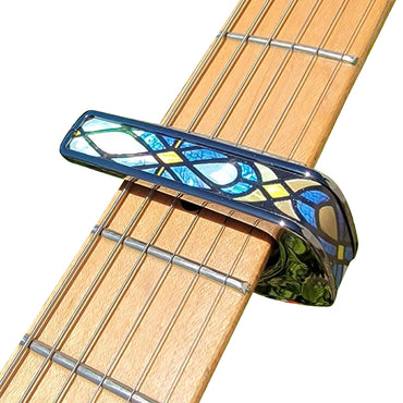 Thalia Capos ギター用カポタスト Black Chrome avec incrustation de vitrail