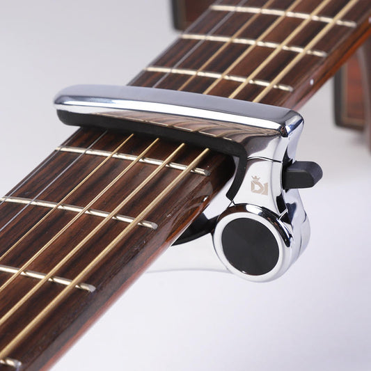 D1 ギターカポタスト iP-1 メタル製トランスポーズ・カポ 調節可能なクランプ力