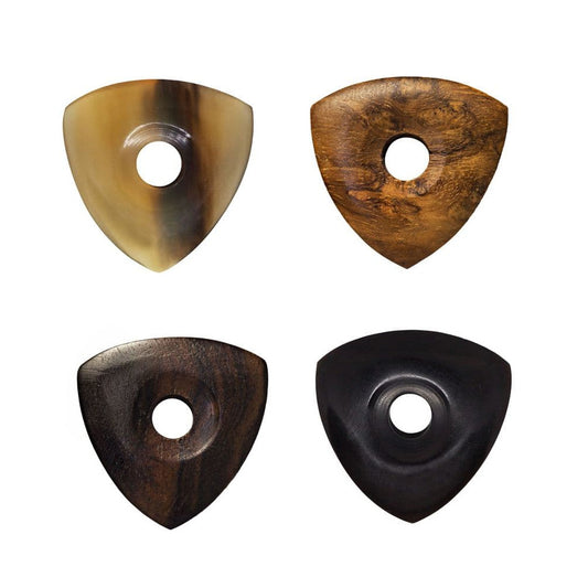 Timber-tones ティンバー・トーンズ MONシリーズ スモールトライアングルギターピック 丸穴 イギリス製 滑り止め 耐磨耗