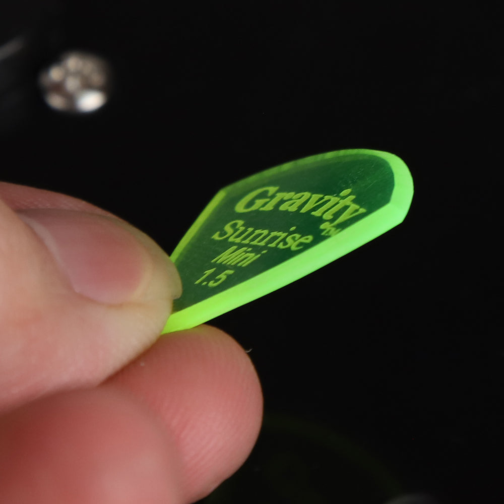 Gravity グラビティ  Sunrise Mini  ギターピック ジャズタイプ GSUM15M  fluorescent green 耐久性 1枚入り