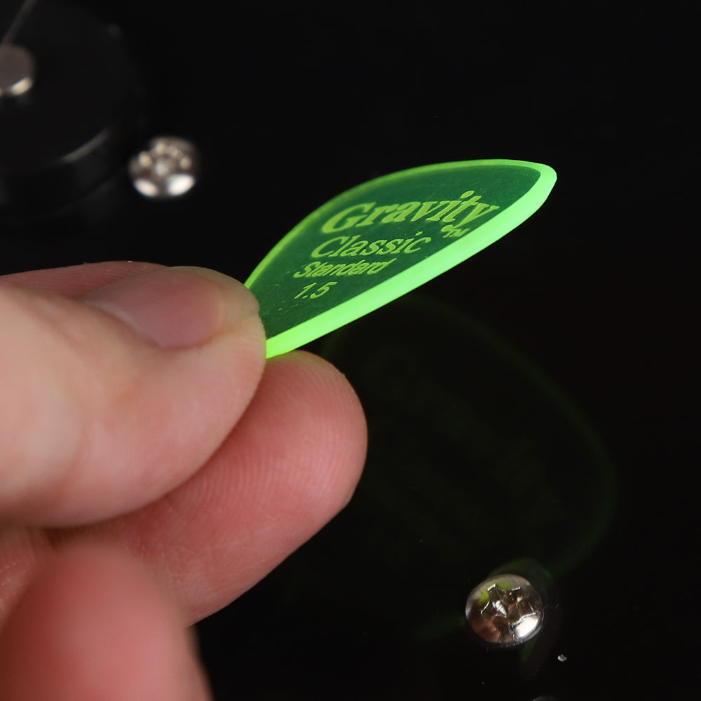 Gravity グラビティClassic Standard ギターピックGCLS15M fluorescent green 1枚入り
