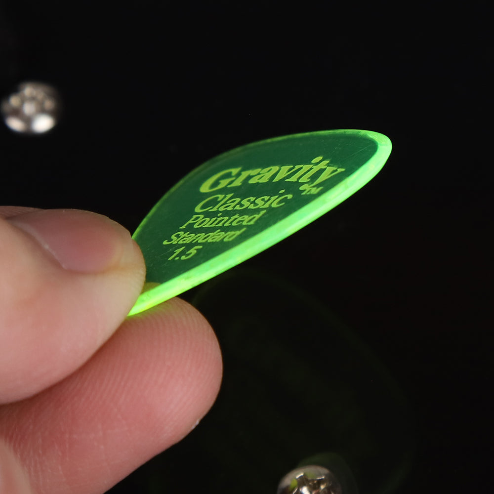 Gravity グラビティClassic Pointed Standard ギターピック GCPS15P green 1枚入り