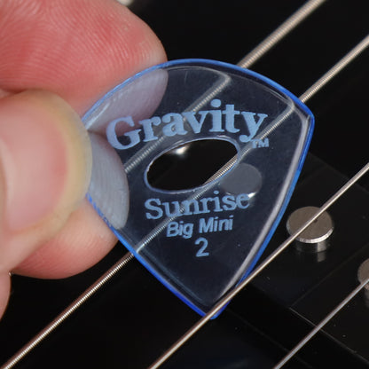 Gravity グラビティ Sunrise big mini ギターピック GSUB2PE  blue 楕円穴デザイン 滑り止め耐久性 1枚入り
