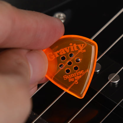 Gravity グラビティ Sunrise big mini ギターピック GSUB3PM  orange  多孔デザイン 滑り止め耐久性 1枚入り