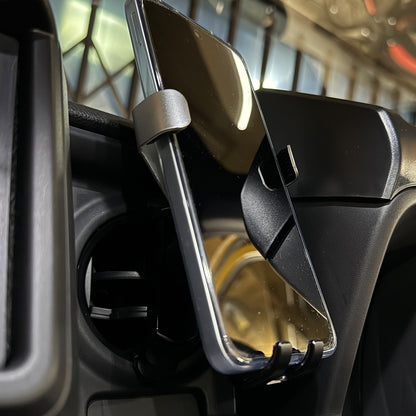 GK FACTORY ホンダN-VAN/N-BOX/N-ONE専用丸型エアコン吹き出し口スマホホルダー 2カラー