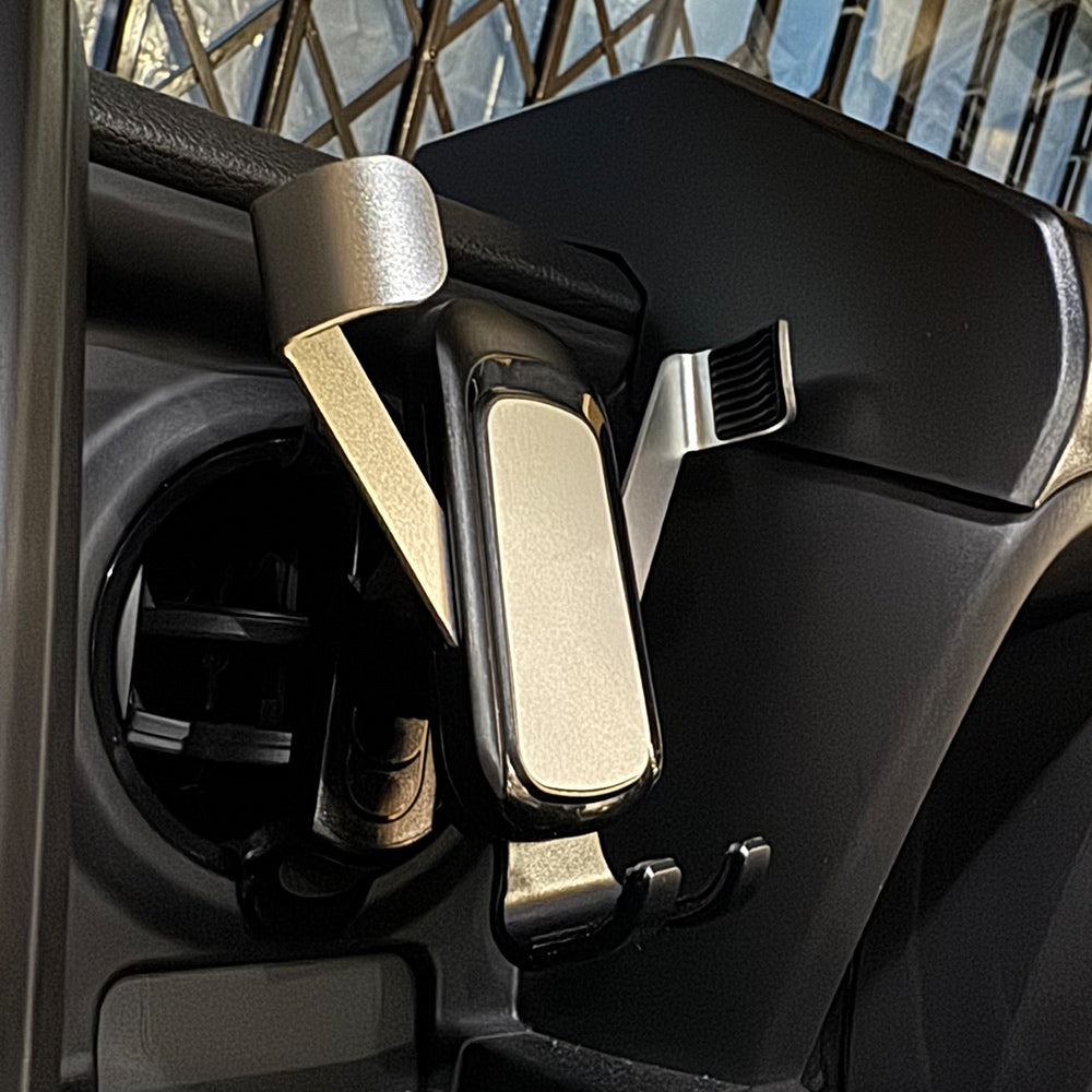 GK FACTORY ホンダN-VAN/N-BOX/N-ONE専用丸型エアコン吹き出し口スマホホルダー 2カラー