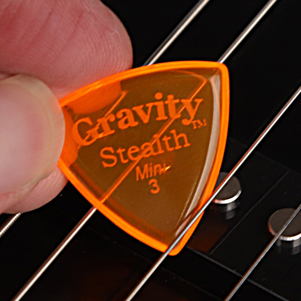 Gravity グラビティStealth MiniギターピックGSSM3P orange 1枚入り