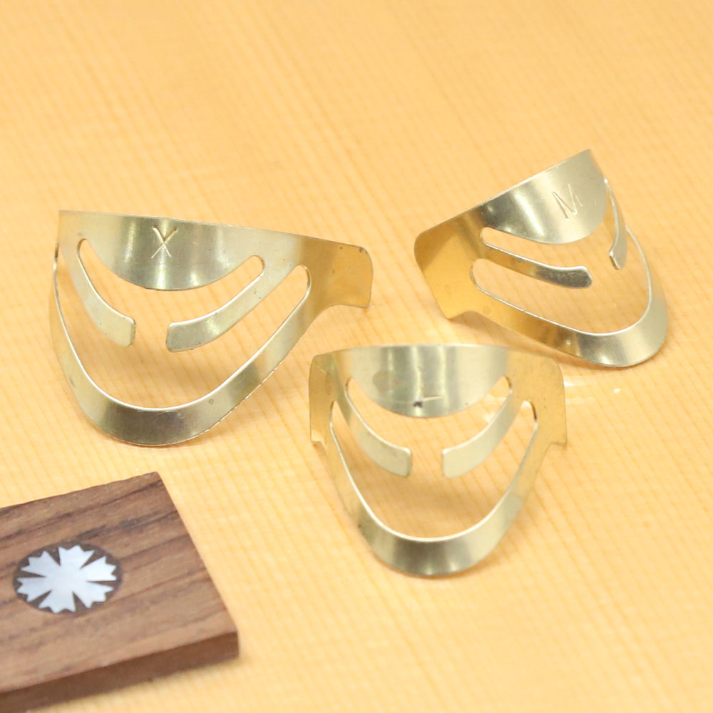 aLaska Pik ギターフィンガーピック アメリカ製 爪保護 調整可能 プラスチック/真鍮 指サック S/M/L/Xサイズ アメリカ製