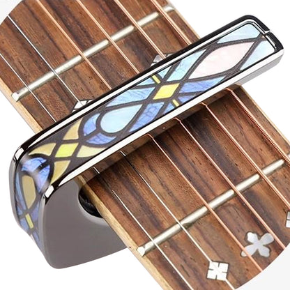 Thalia Capos ギター用カポタスト  Black Chrome avec incrustation de vitrail