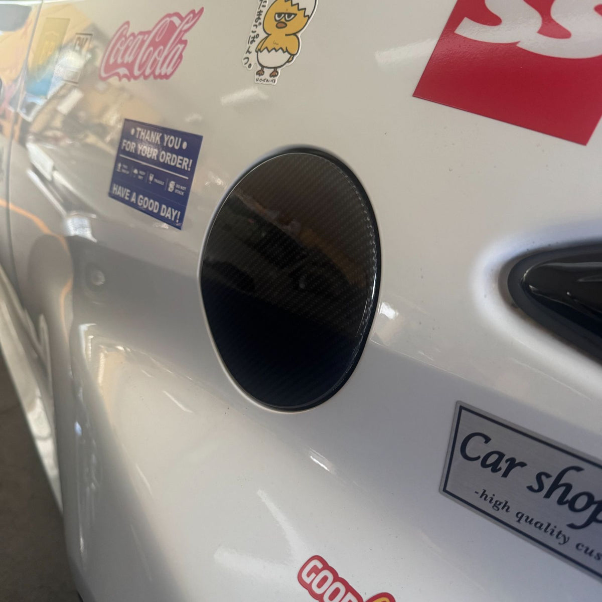GK FACTORY トヨタ GRヤリス GR YARIS GEN2 カーボン製 フューエルリッドカバー 給油口カバー