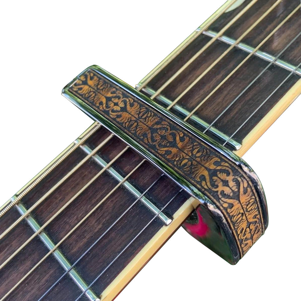 Thalia Capos ギター用カポタストBlack Chrome Finish Koa Nouveau TH-CB201-21