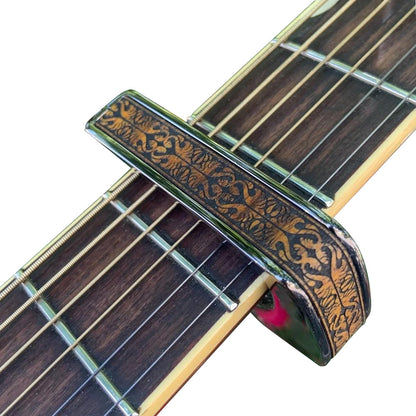Thalia Capos ギター用カポタストBlack Chrome Finish Koa Nouveau TH-CB201-21