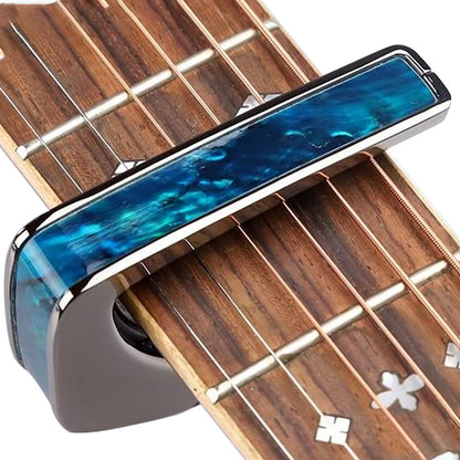 Thalia Capos ギターカポタスト  Black Chrome  w/Teal Angel Wing Inlay  TH-CB200-TW