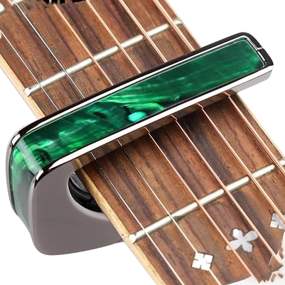 Thalia Capos サリア ギターカポタスト  Black Chrome w/Green Angel Wing Inlay TH-CB200-GW