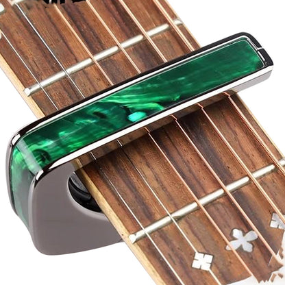 Thalia Capos サリア ギターカポタスト  Black Chrome w/Green Angel Wing Inlay TH-CB200-GW
